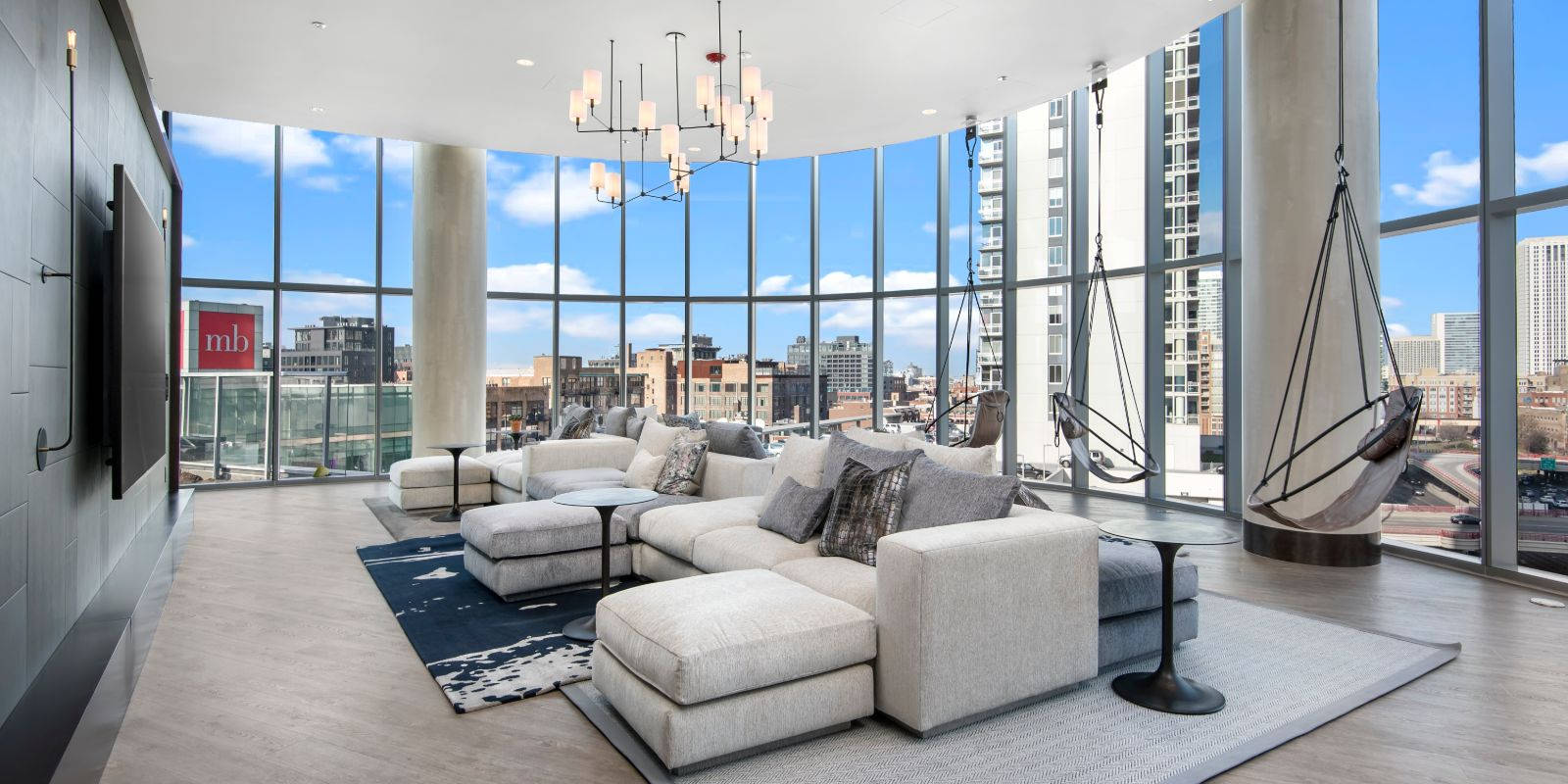 Photo Gallery | Luxury West Loop Apartments | 727 West Madison ...